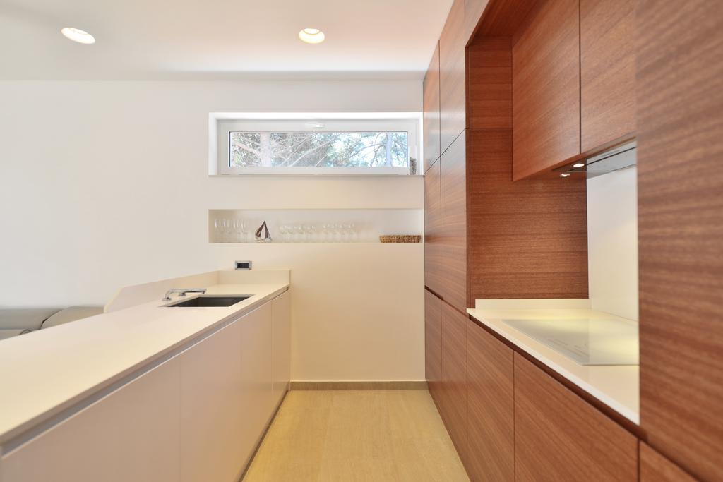 Chiponsky One - 5 Star Beachfront Property Bol Buitenkant foto